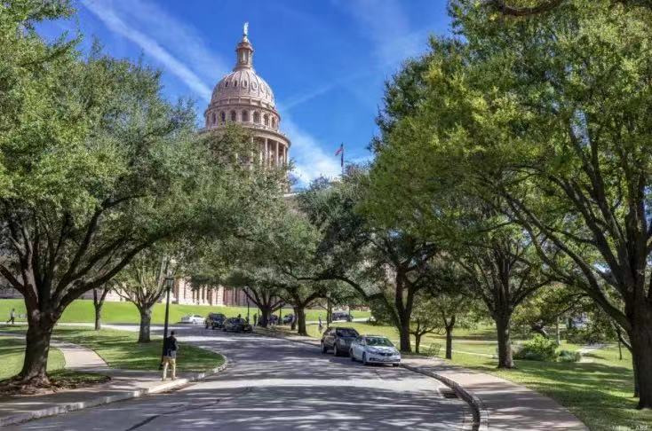 Census estimates: Texas again leads US in population growth, California continues to slip